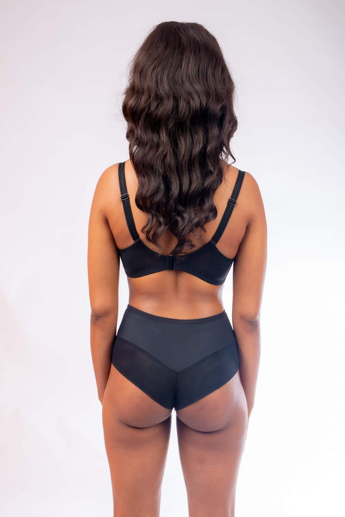 Aspen Black Lace Padded Underwired Balcony Bra - Gorsenia K492